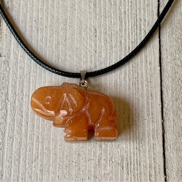 Orange Aventurine Lucky Elephant Crystal Pendant Necklace Adjustable Chain 20" - Picture 1 of 8